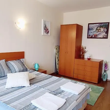 One Bedroom With Pool View Lejlighed